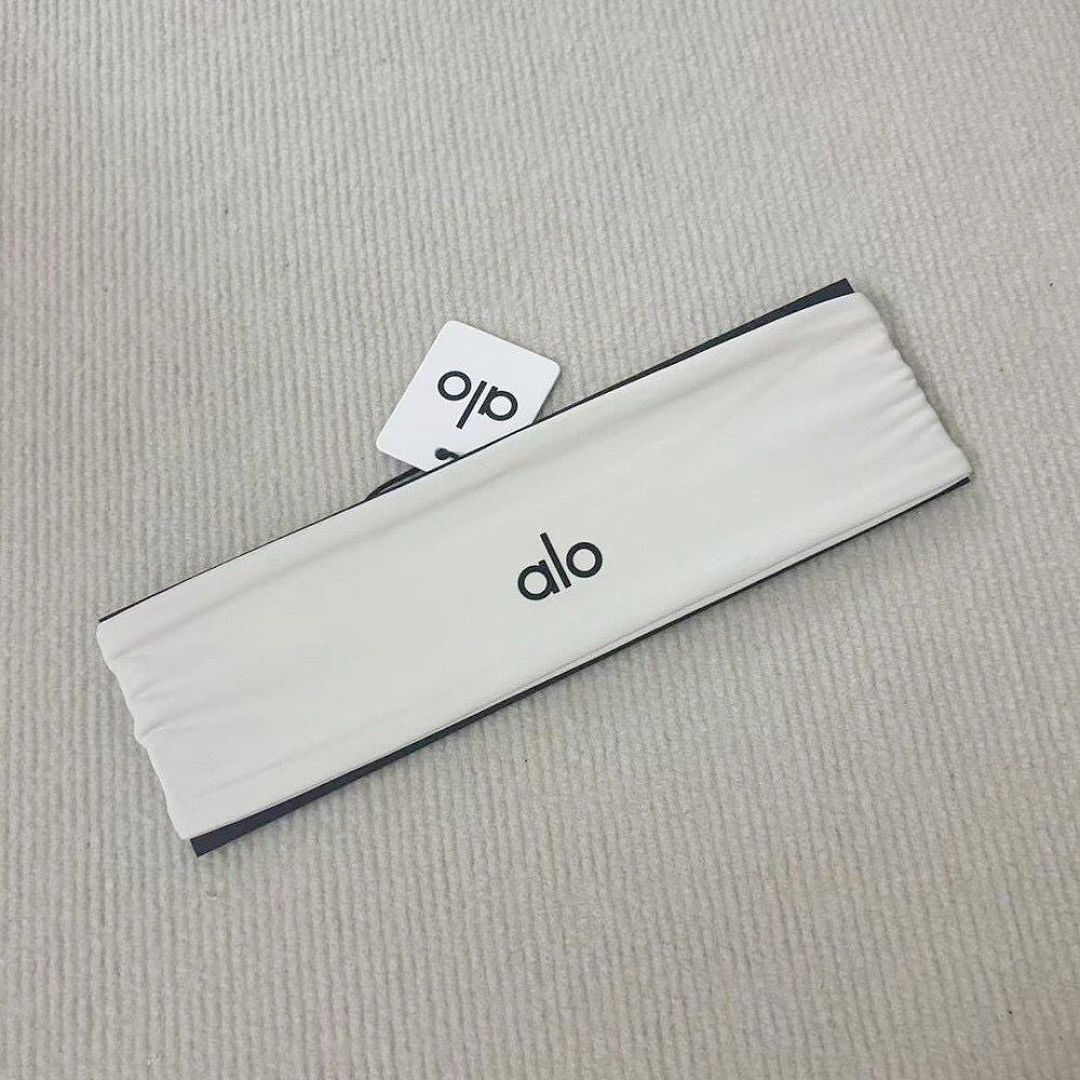 AYGFD006 $18 alo yogo