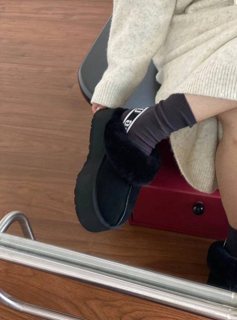 כפכף UGG חורפי הדגם הגבוה