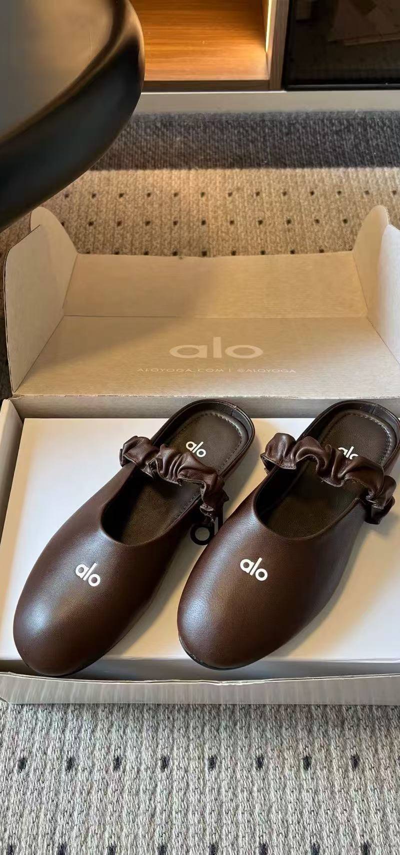 נעל בובה ALO 98$