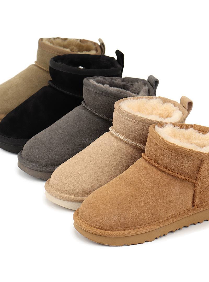 UGG Child HE3998 $32