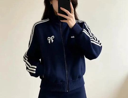 ג'קט אדידס 36$