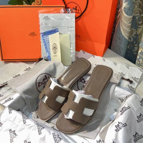 AMSXZ044 $38 Hermes