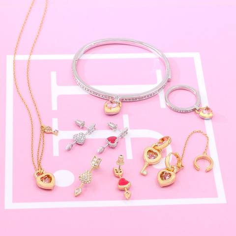 SJS83 11-18$ Swarovski