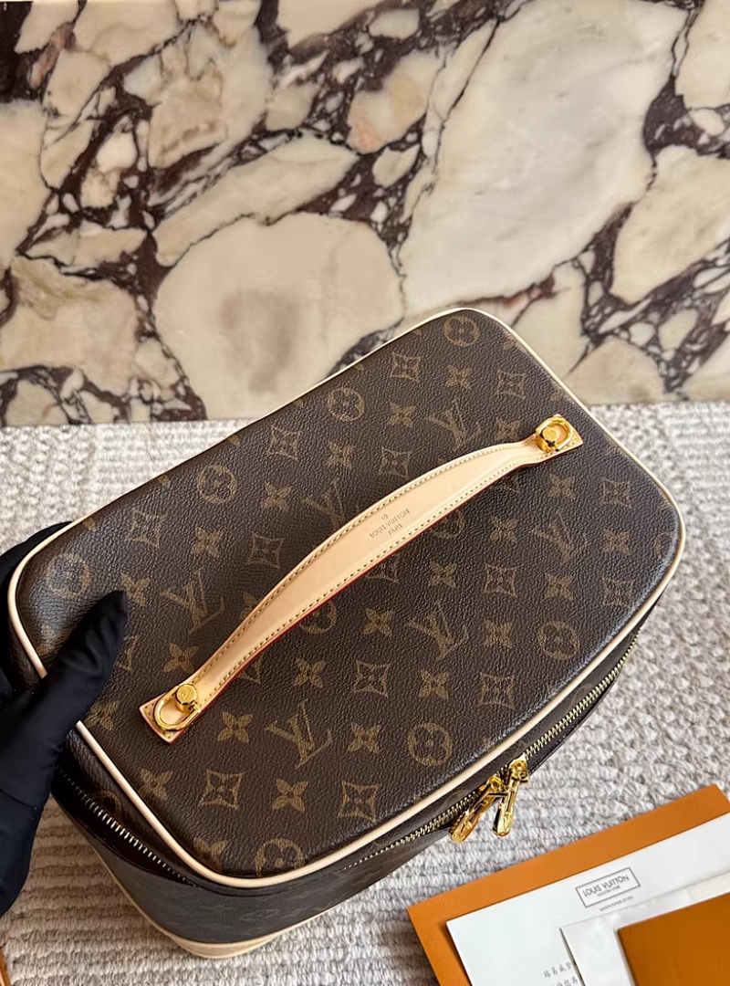 LYSBB102 $62 LV