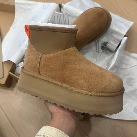 GGXZ023 73$ UGG