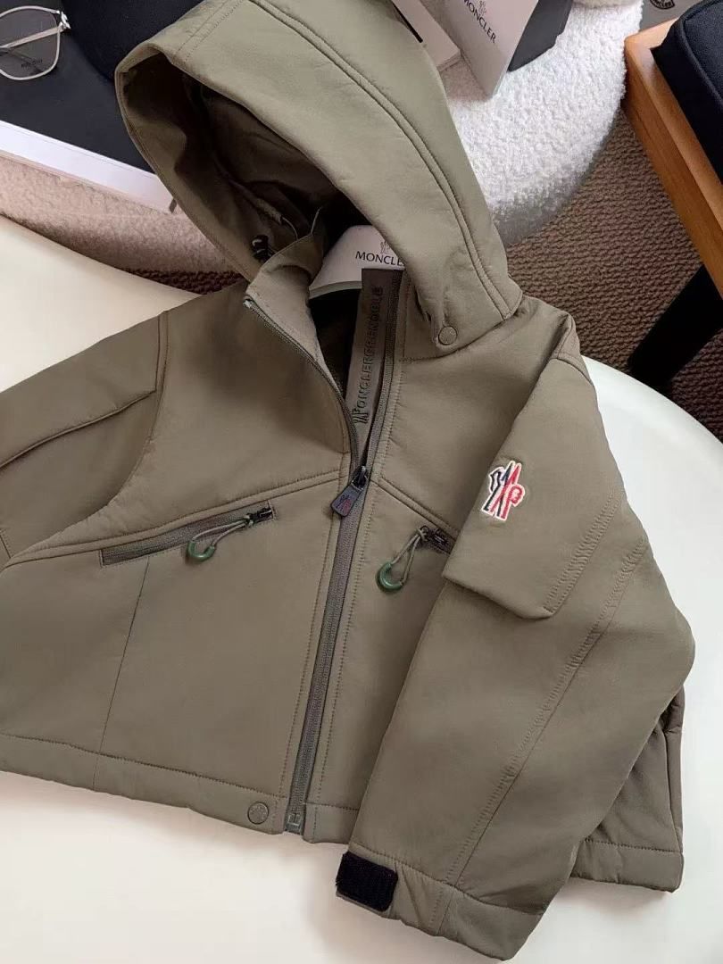MCYF105 $70 Moncler
